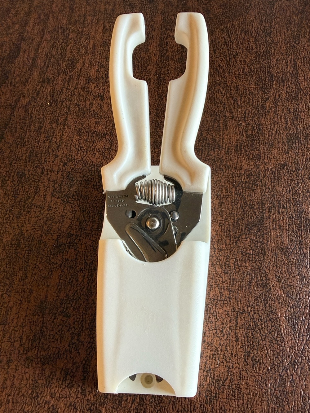 Pampered Chef Kitchen Shears #1075 Discontinued.